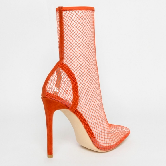 Heels - Picture 3 of 5